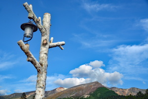 吹上温泉白銀荘から望む十勝岳
